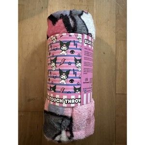 New With Tags Sanrio Hello Kitty Kuromi Fleece Throw Blanket 40 inch x 50 inch